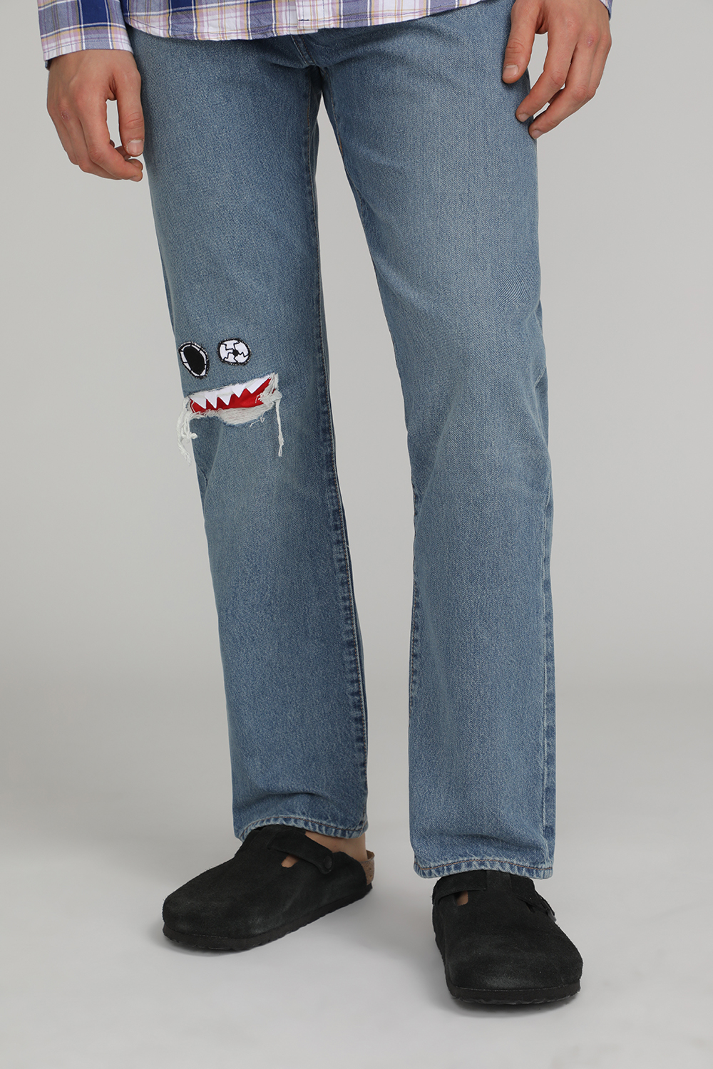 תמונת כל הלוק של נעלי בוסטון מעור זמש